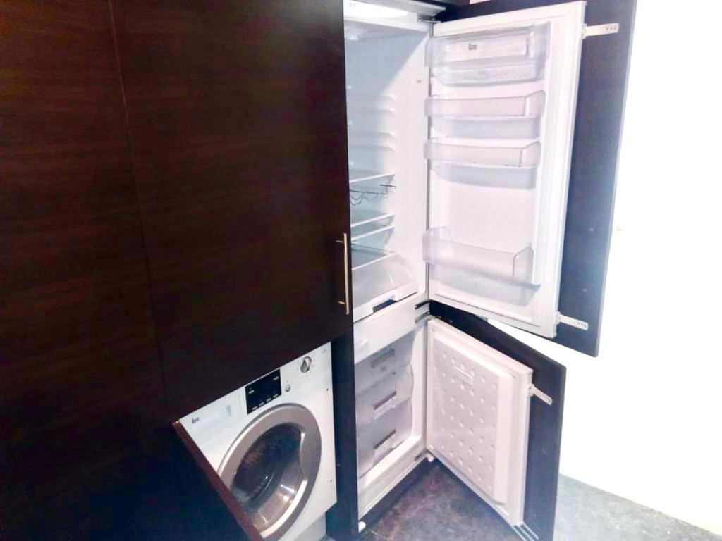 Super Elegant Studio Apartment-Sparkle Tower By Sweet Homes Dubai Bagian luar foto